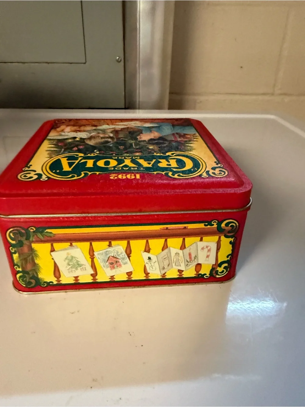 1992 Vintage Crayola Red Holiday Tin with Unopened Crayons & Ornament